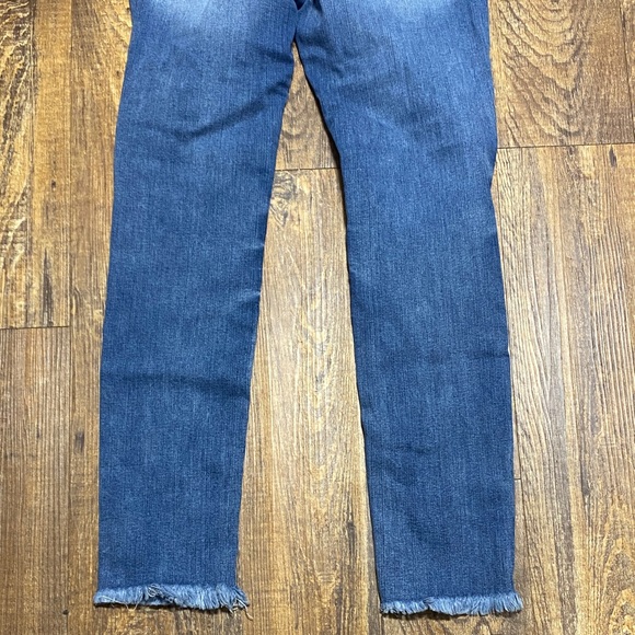 KanCan size 5/26 Distressed Ankle Jeans in Blue destroyed grunge stretch casual - Picture 10 of 10
